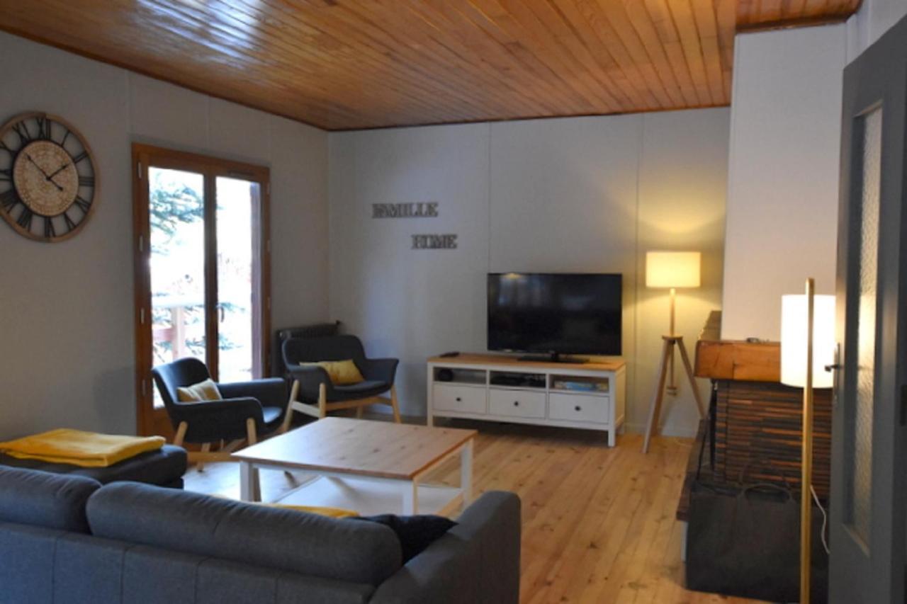 Chalet De Montagne Formigueres Bagian luar foto